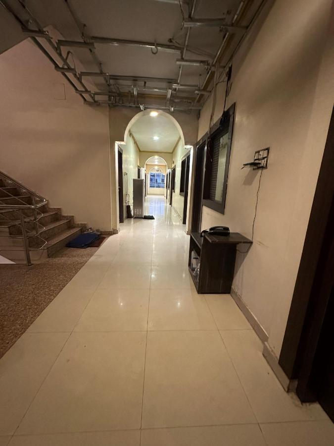 Hotel Deva Inn Varanasi Exterior foto